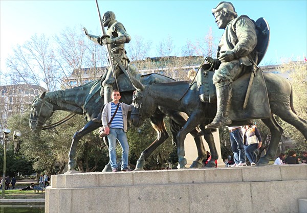 084-Памятник Сервантесу